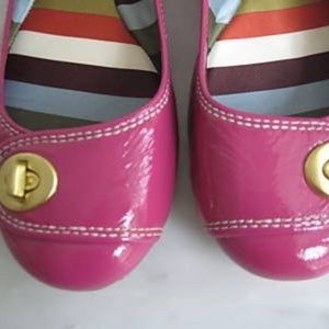 Coach Turnlock Noel Magenta Ballet Flats